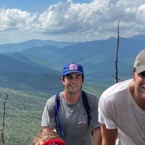 Meet your Posher, Alex